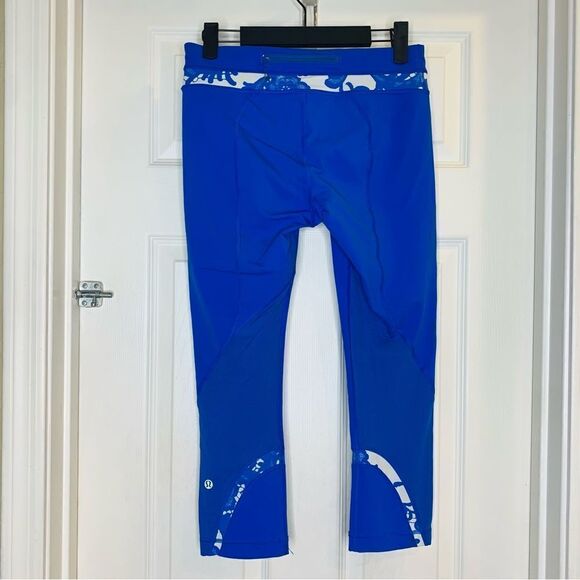 Lululemon Run: Inspire Crop II Beaming Blue/Laceoflage Polar Cream Beaming Blue - Picture 7 of 9